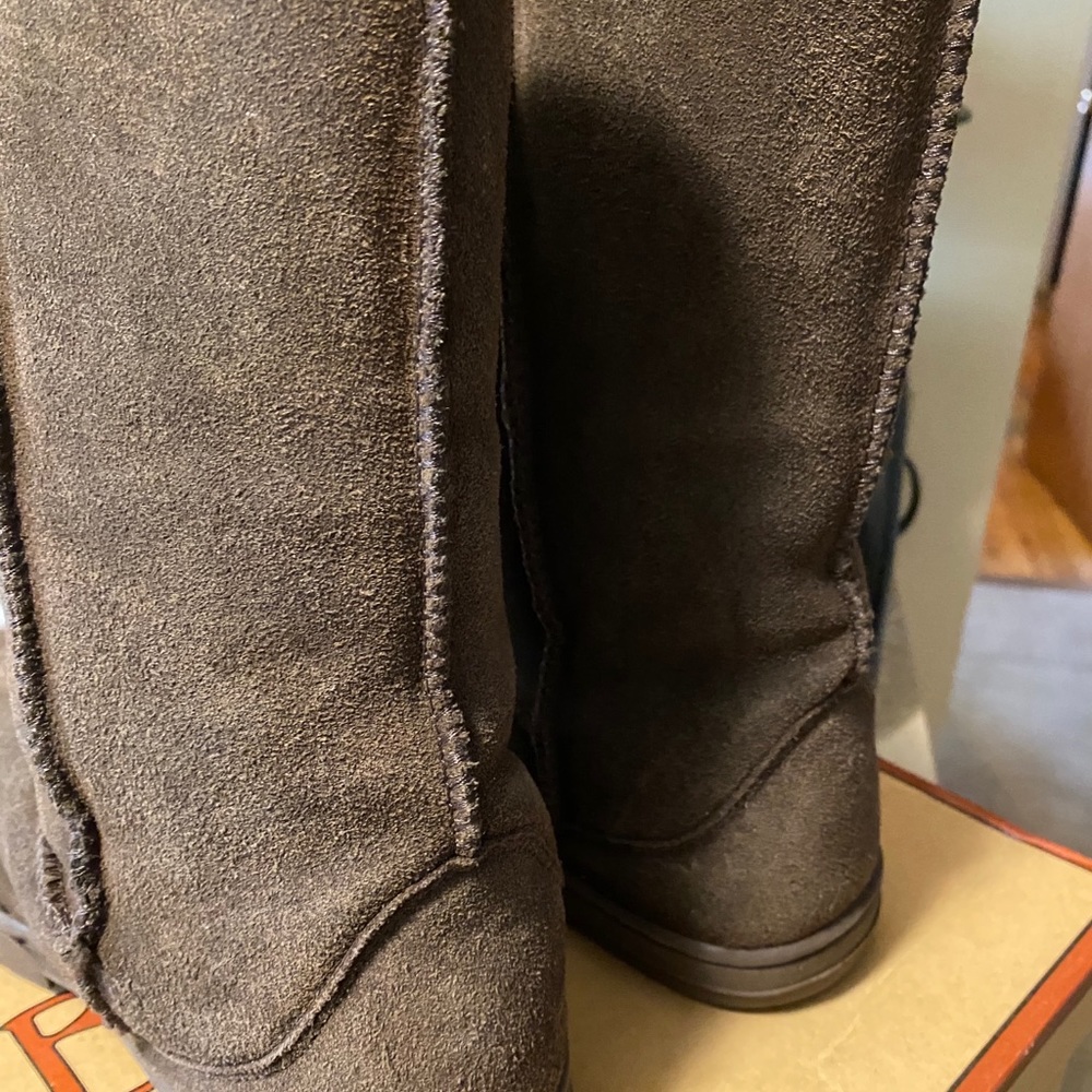 Boots - Picture 9 of 9